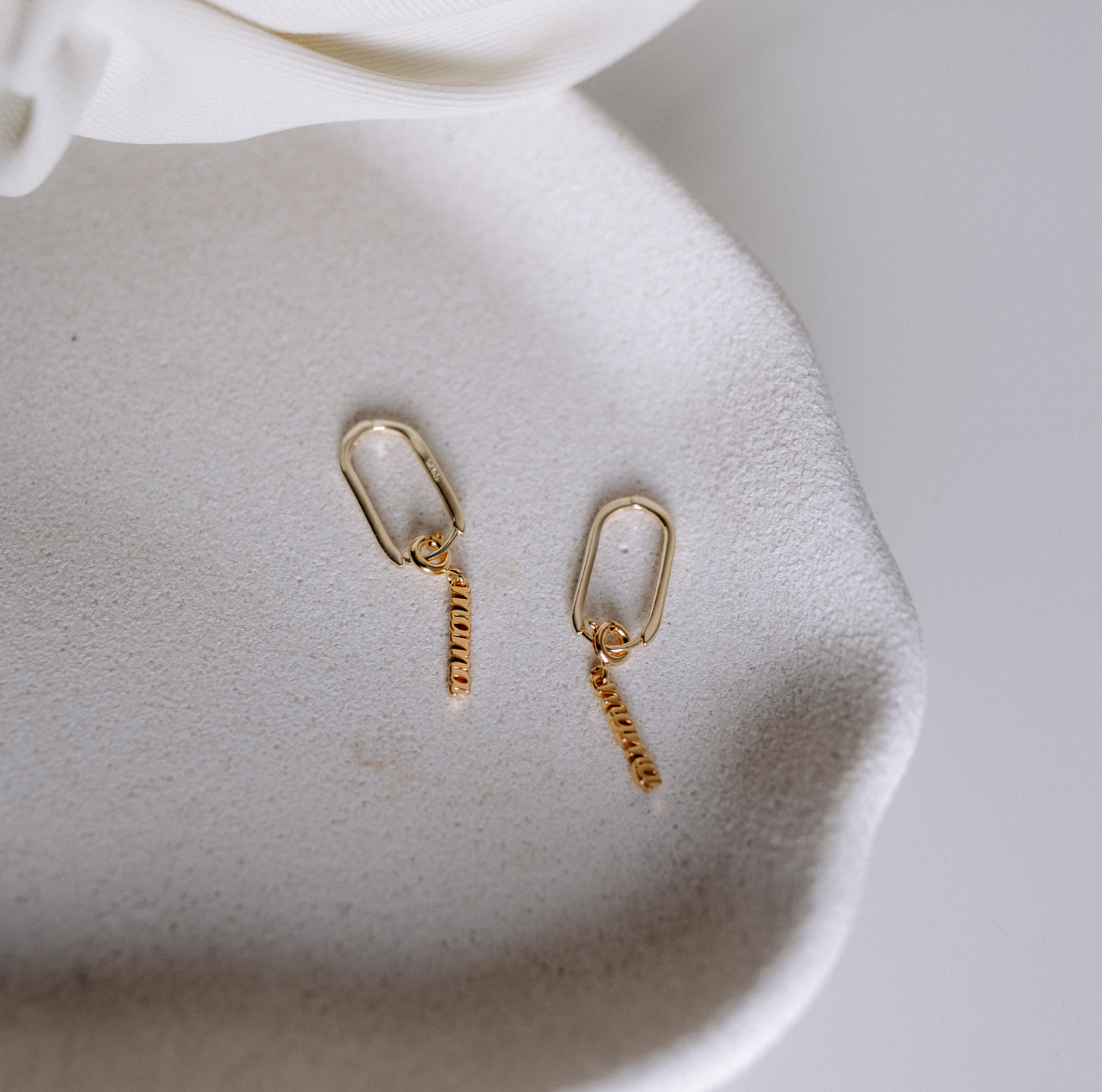 Pearls of mother MAMA Charms Ohrringe x Ann-Kathrin Hellge Geschenk vergoldet